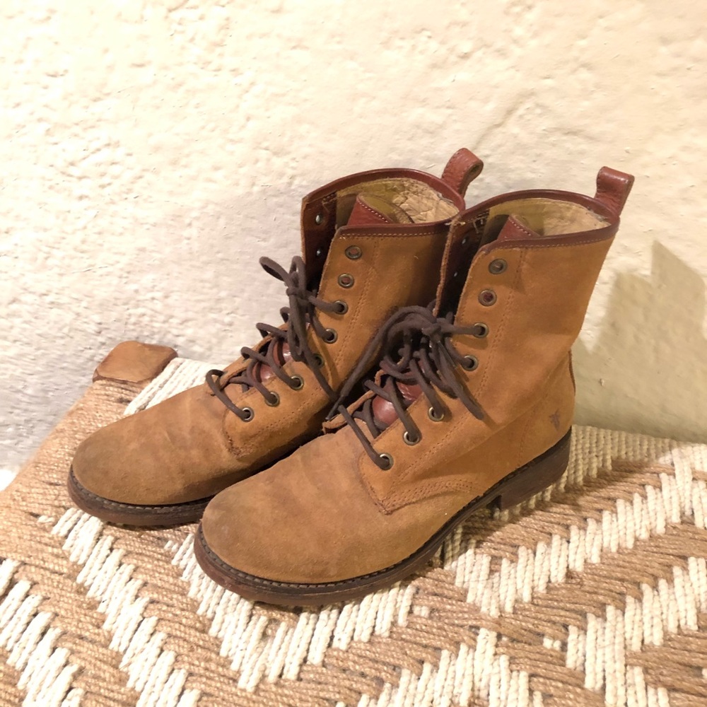 Frye Veronica Suede Combat boots size 8